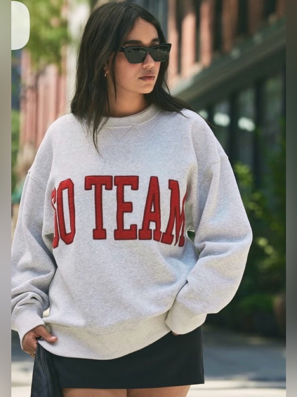 Abercrombie & Fitch Light Gray Crewneck Sweatshirt w/ Red Appliqué   SIZE XXL - Picture 7 of 9